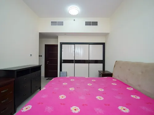 2 Bedrooms Apartment in Tower 1, Glitz 3