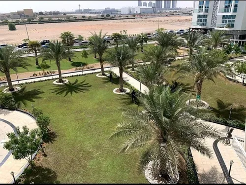 2 Bedrooms Apartment in Tower 1, Glitz 3