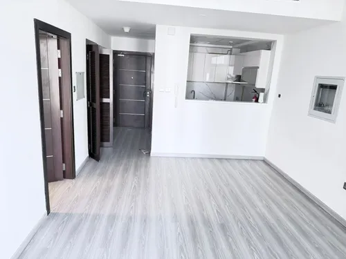 1 Bedroom Apartment in Tower 1, Glitz 3