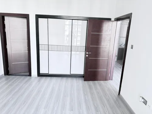 1 Bedroom Apartment in Tower 1, Glitz 3