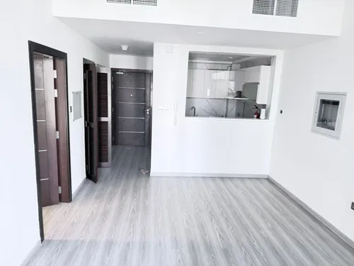 1 Bedroom Apartment in Tower 1, Glitz 3