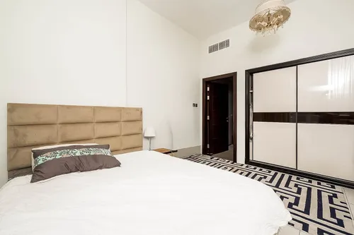 1 Bedroom Apartment in Tower 2, Glitz 3