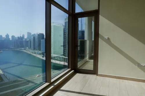 2 Bedrooms Apartment in Canal Bay