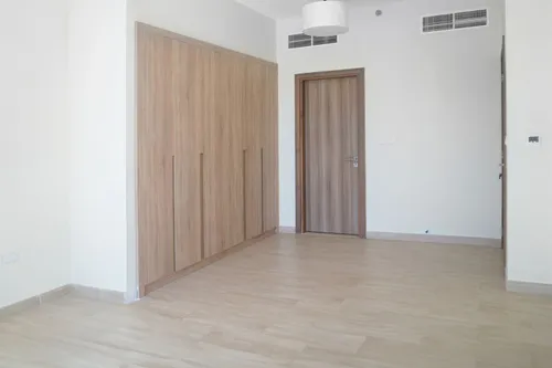 2 Bedrooms Apartment in Canal Bay