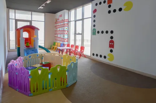 2 Bedrooms Apartment in Canal Bay