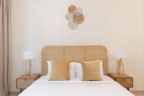 2 Bedrooms Apartment in Canal Bay