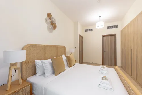 2 Bedrooms Apartment in Canal Bay