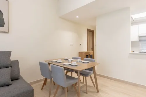 2 Bedrooms Apartment in Canal Bay