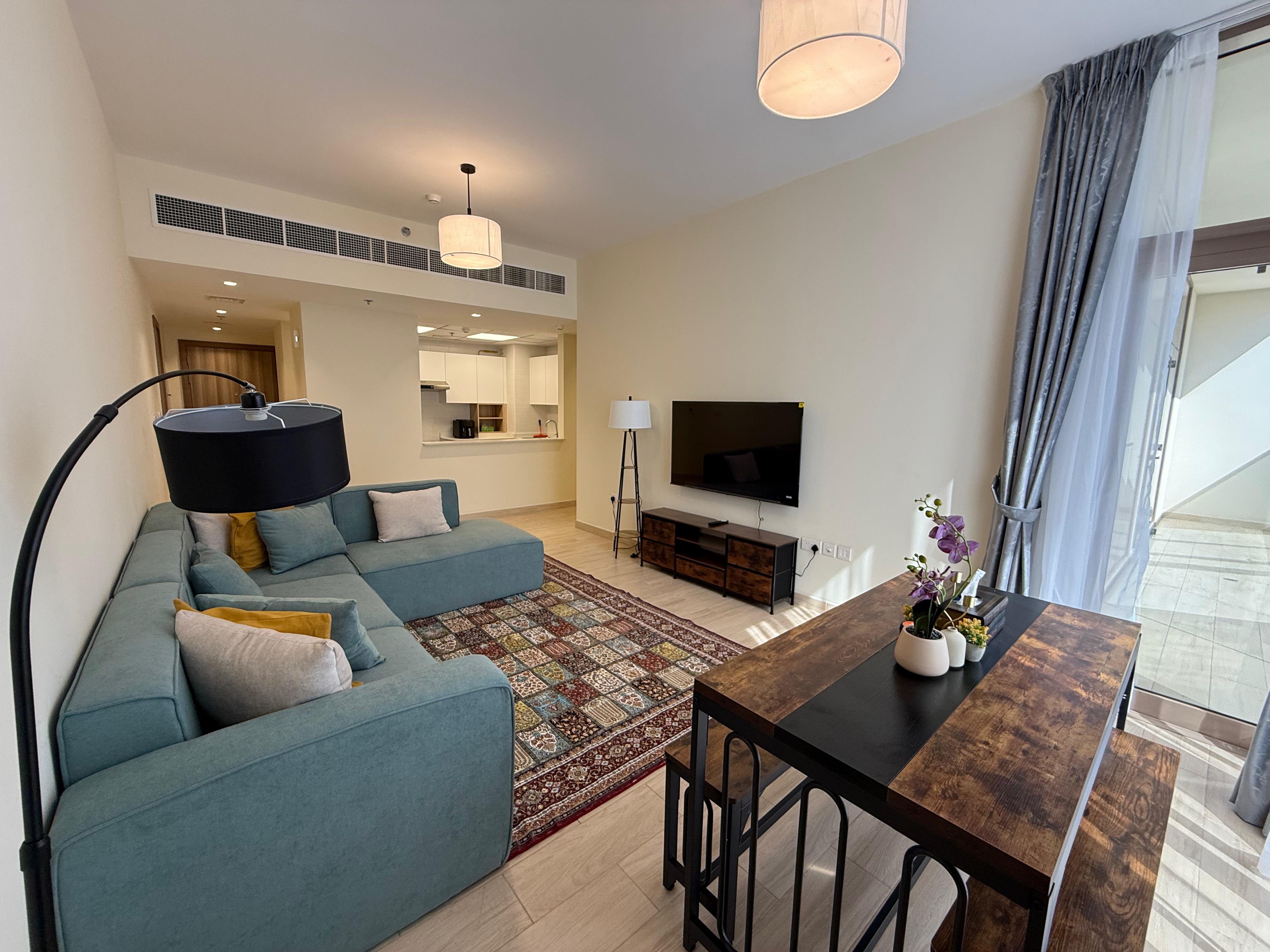 2 Bedrooms Apartment in Canal Bay