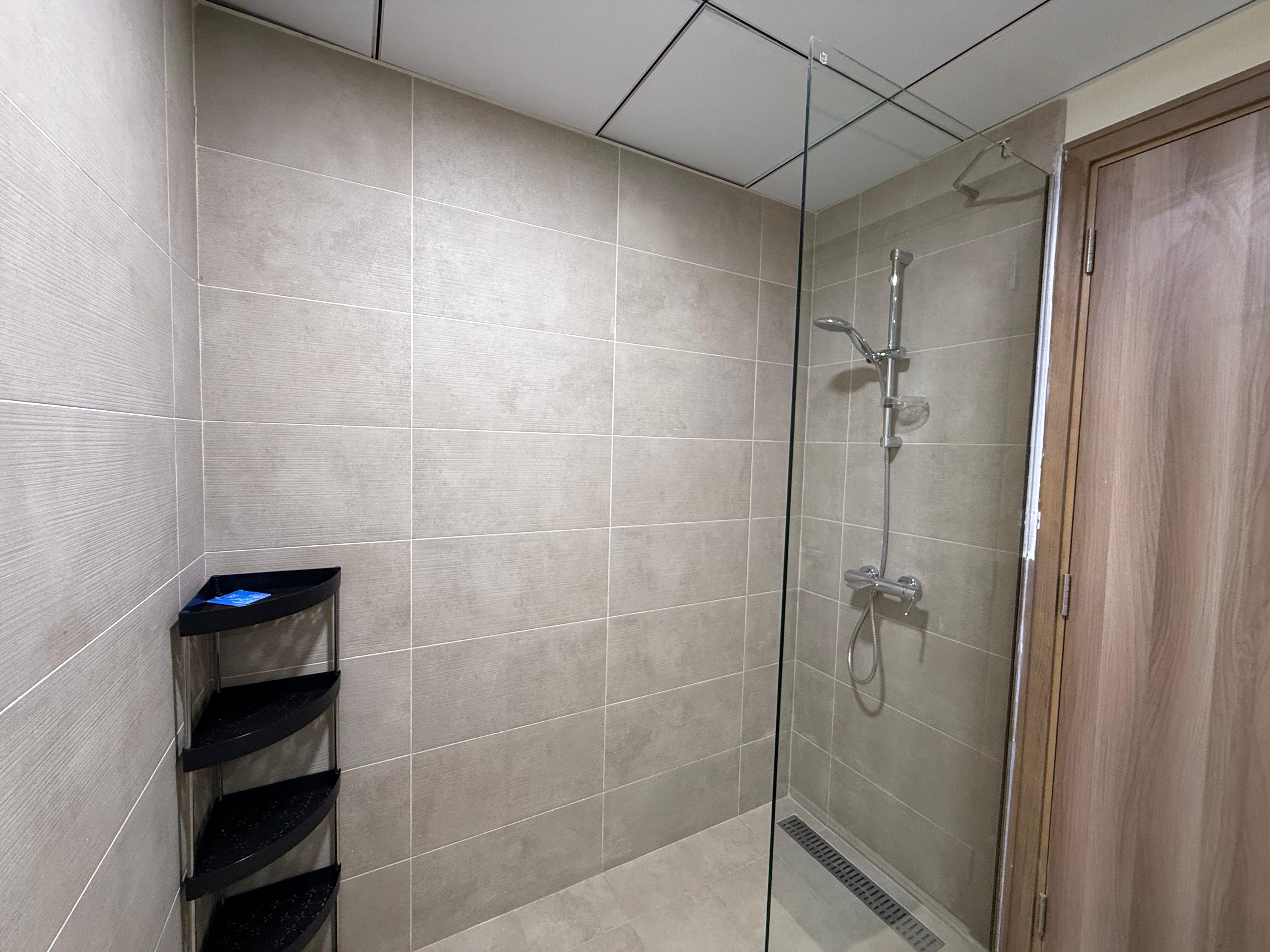 2 Bedrooms Apartment in Canal Bay