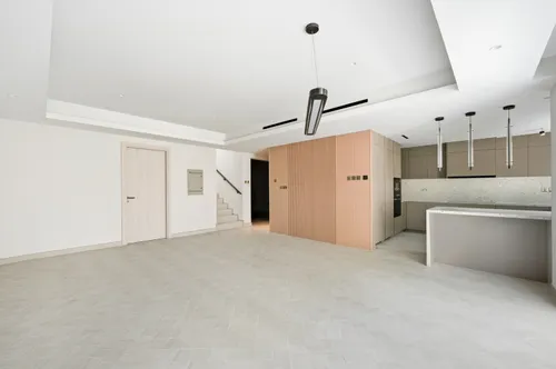 3 Bedrooms Townhouse in Springs 8