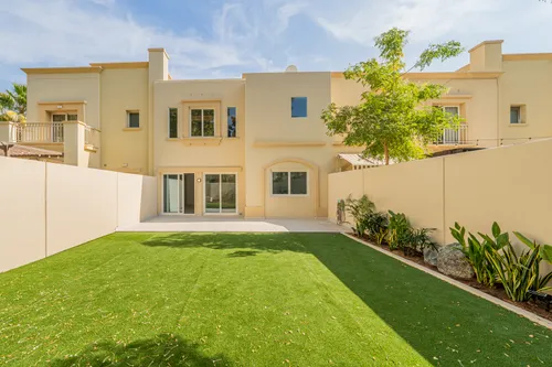 3 Bedrooms Townhouse in Springs 8