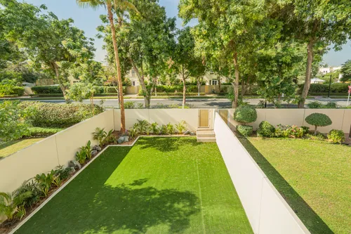 3 Bedrooms Townhouse in Springs 8