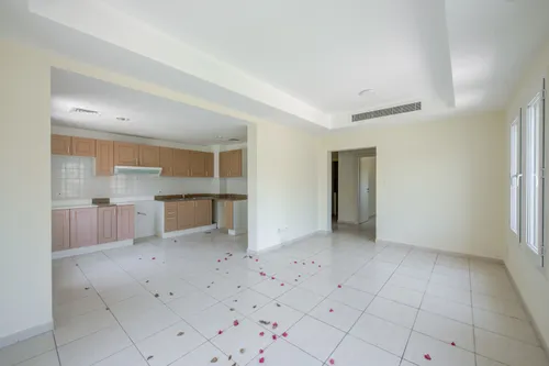 2 Bedrooms Townhouse in Springs 6