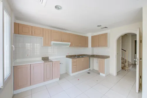 2 Bedrooms Townhouse in Springs 6