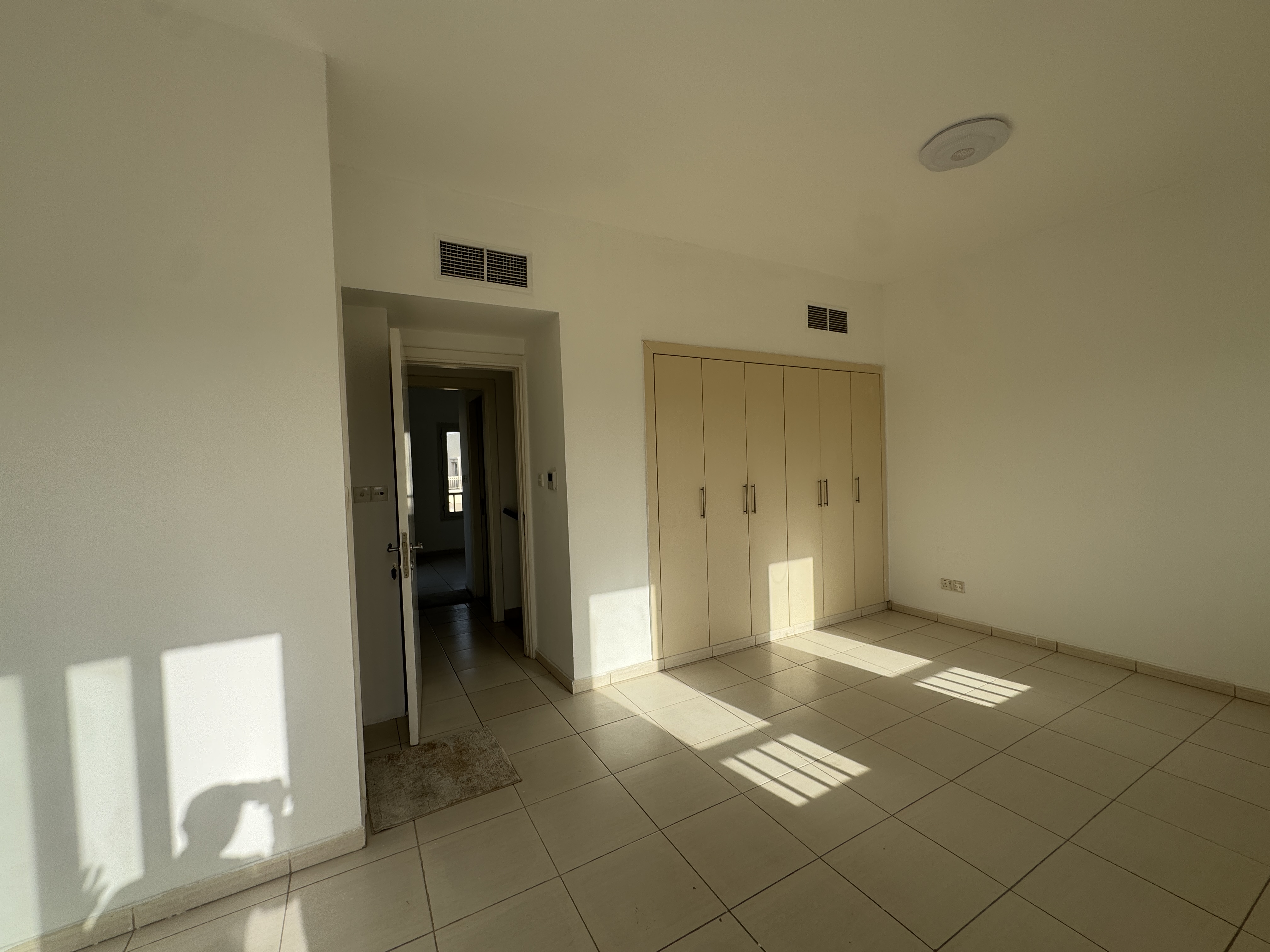 2 Bedrooms Townhouse in Springs 4