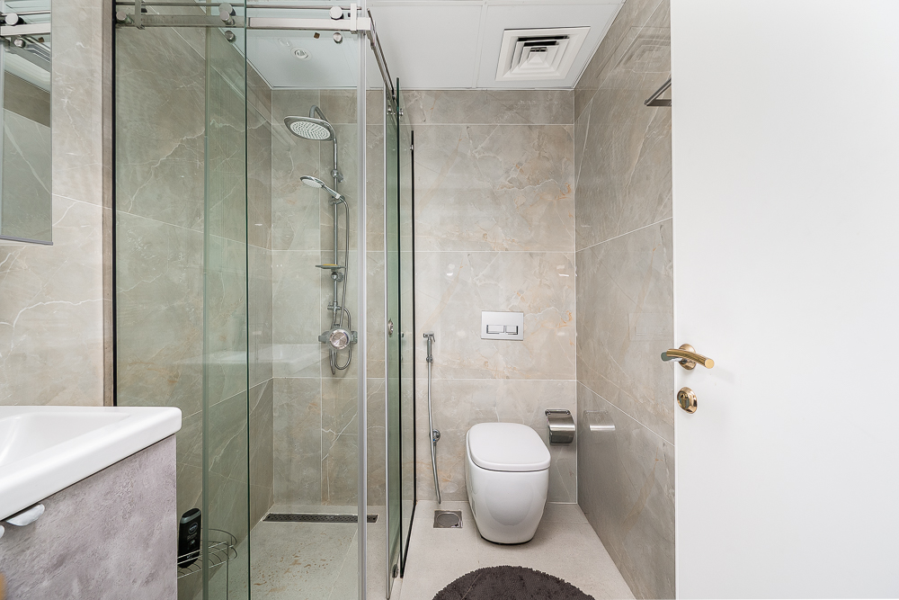 2 Bedrooms Apartment in Ary Marina View Tower