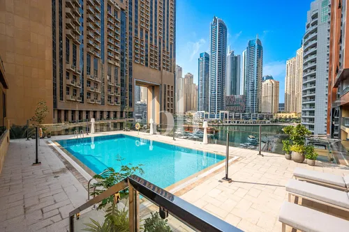 5 Bedrooms Apartment in Dubai Marina Moon