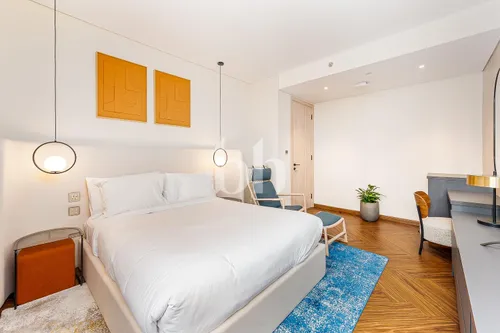 5 Bedrooms Apartment in Dubai Marina Moon