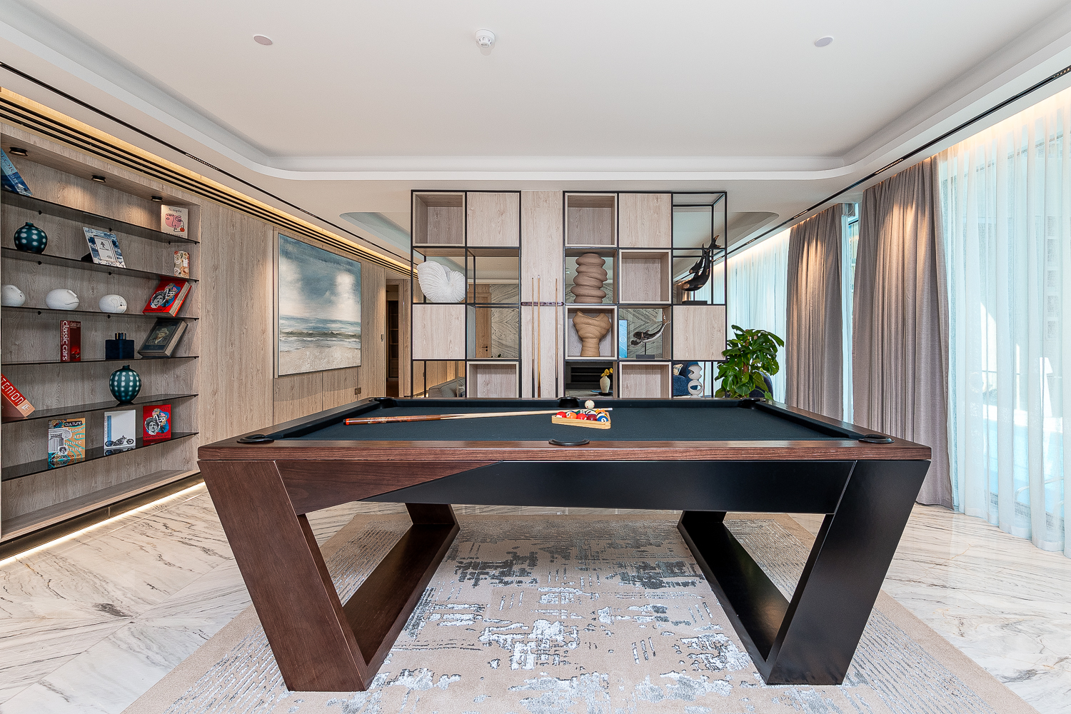 5 Bedrooms Apartment in Dubai Marina Moon