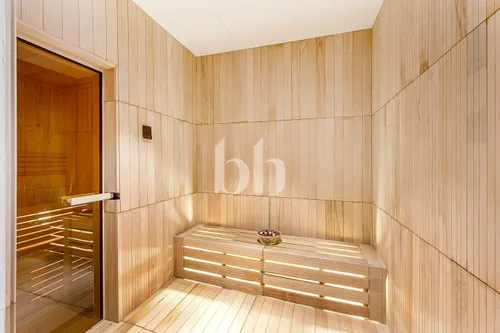 5 Bedrooms Apartment in Dubai Marina Moon