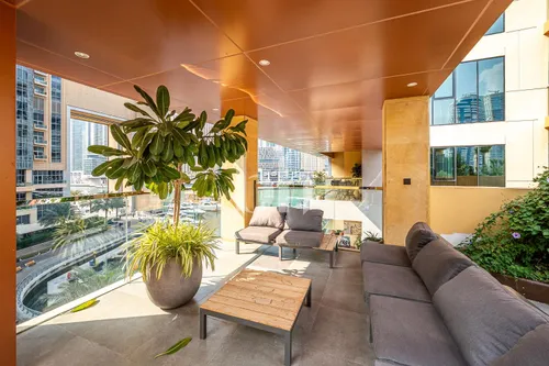 5 Bedrooms Apartment in Dubai Marina Moon