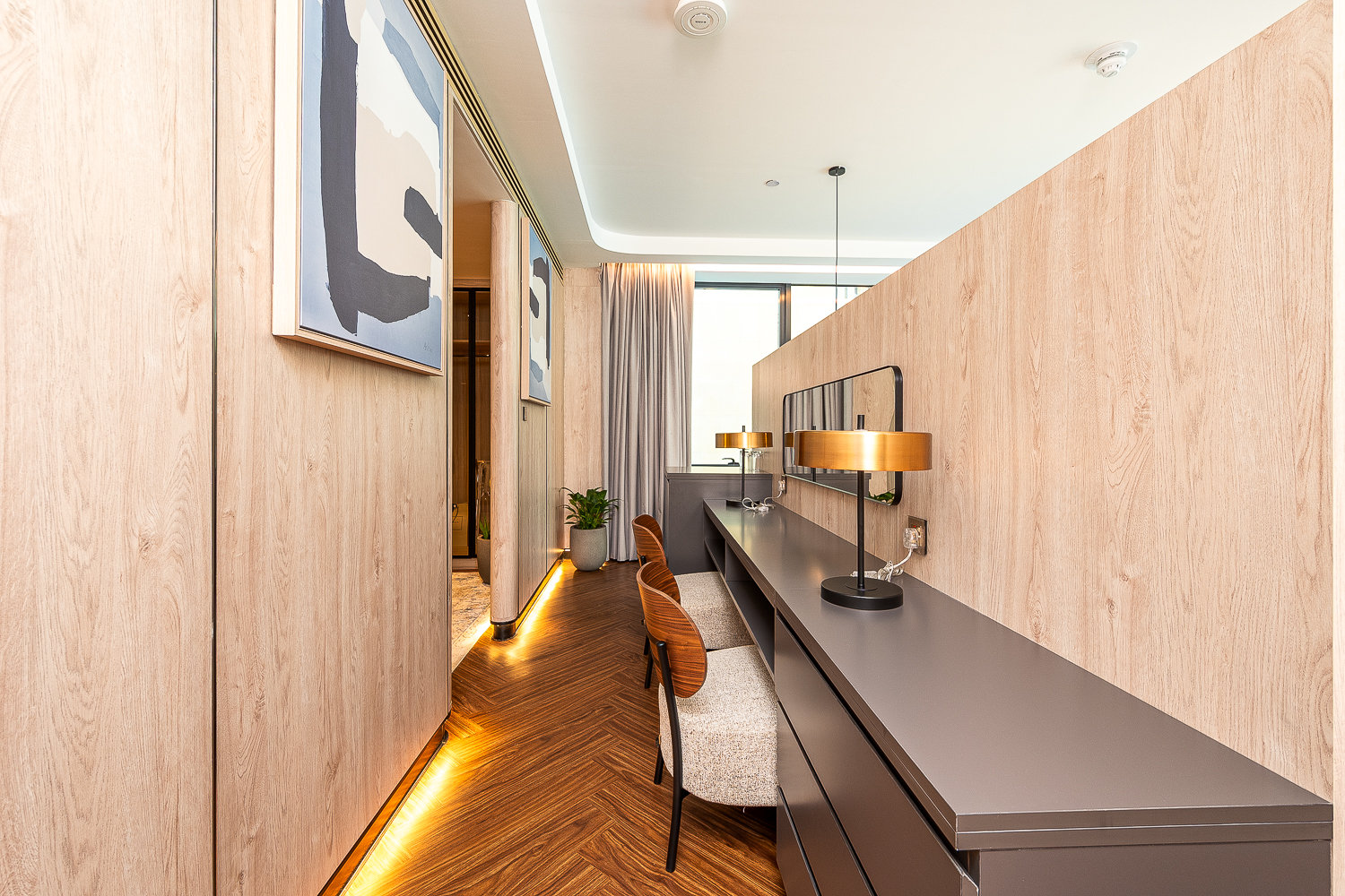 5 Bedrooms Apartment in Dubai Marina Moon