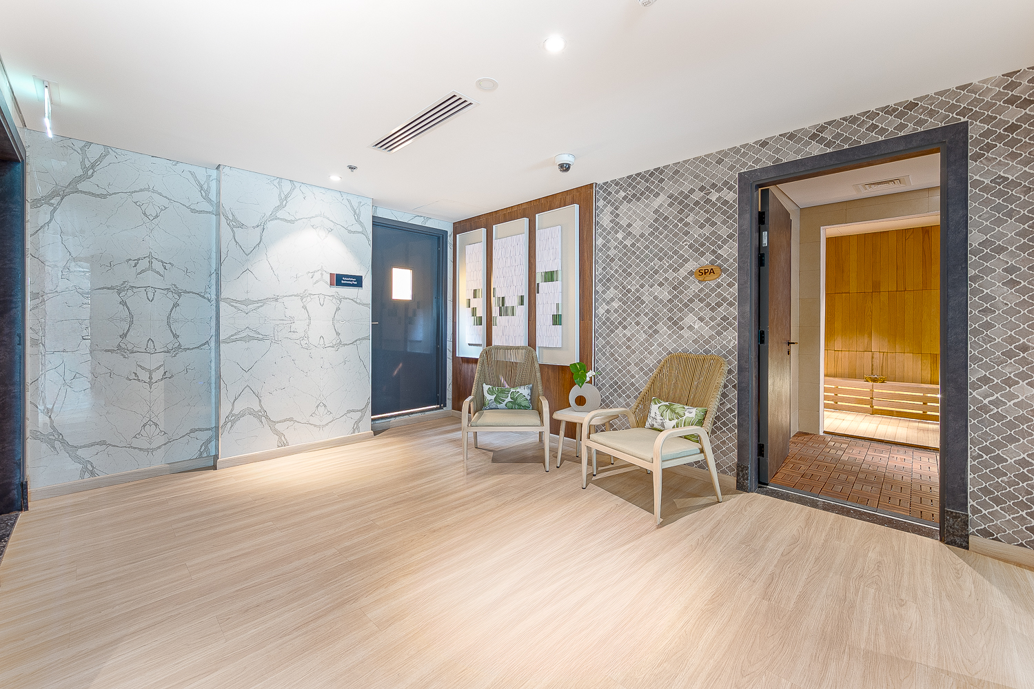 5 Bedrooms Apartment in Dubai Marina Moon