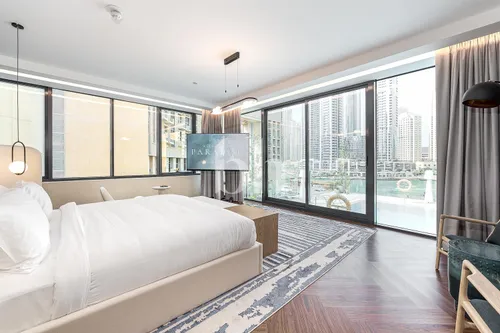 5 Bedrooms Apartment in Dubai Marina Moon