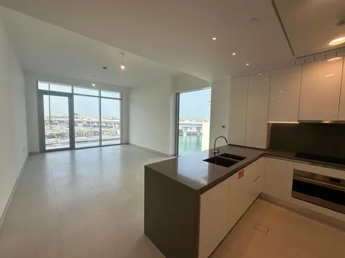 2 Bedrooms Apartment in Canal Front Residence 3