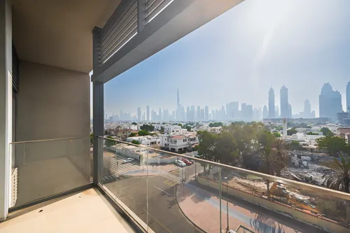1 Bedroom Apartment in Canal Front Residence 4