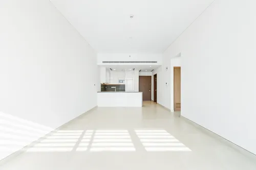 1 Bedroom Apartment in Canal Front Residence 4