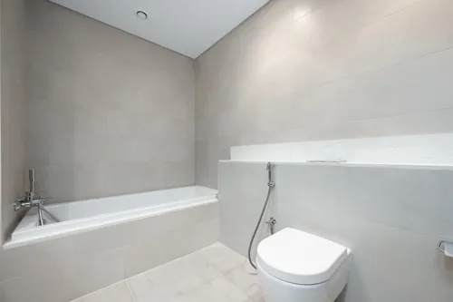 1 Bedroom Apartment in Canal Front Residence 4