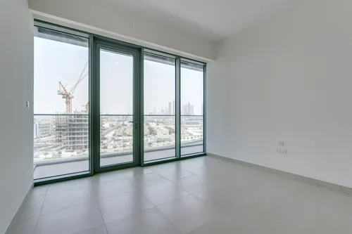2 Bedrooms Apartment in Canal Front Residence 8