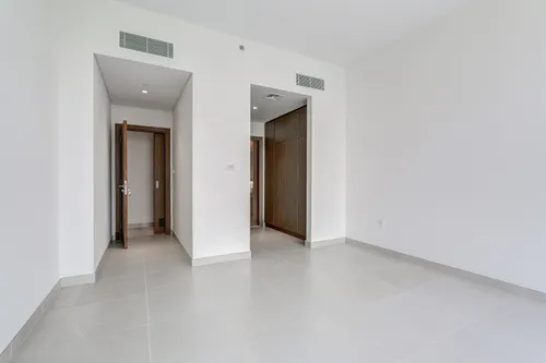 2 Bedrooms Apartment in Canal Front Residence 8
