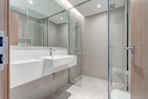 2 Bedrooms Apartment in Canal Front Residence 8