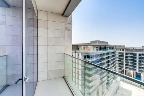 2 Bedrooms Apartment in Tower West, Canal Front Residence 9