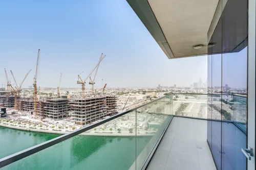 2 Bedrooms Apartment in Tower West, Canal Front Residence 9