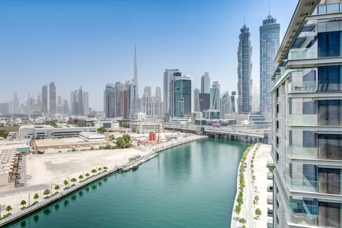 2 Bedrooms Apartment in Tower West, Canal Front Residence 9