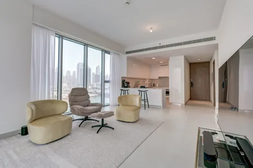 2 Bedrooms Apartment in Tower West, Canal Front Residence 9