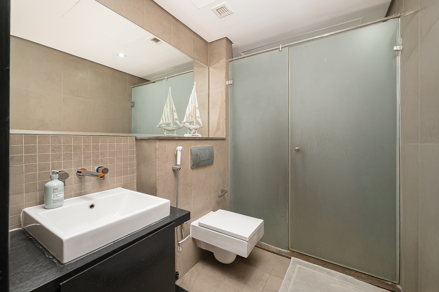 2 Bedrooms Apartment in Cluster D