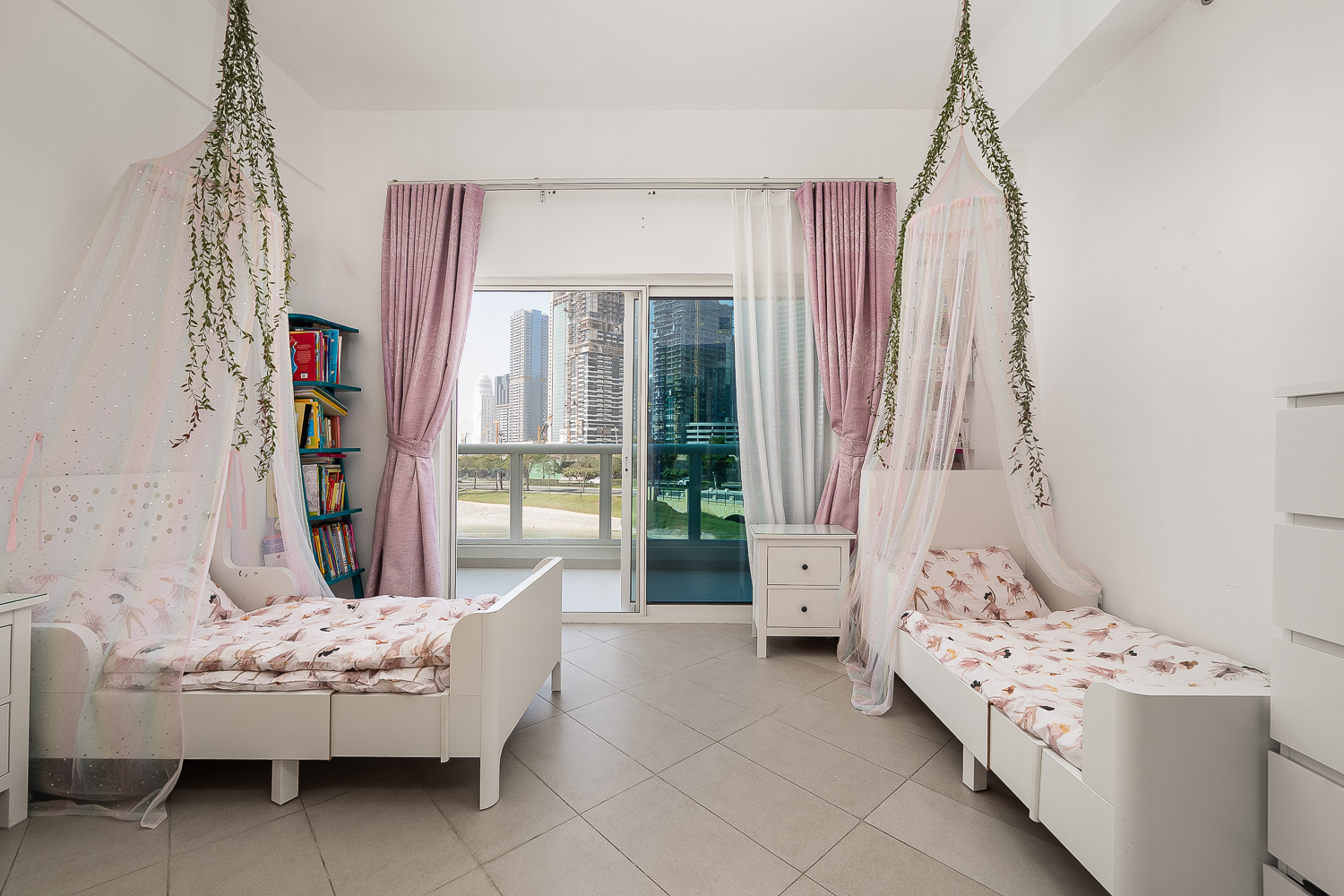 3 Bedrooms Apartment in East Cluster - D