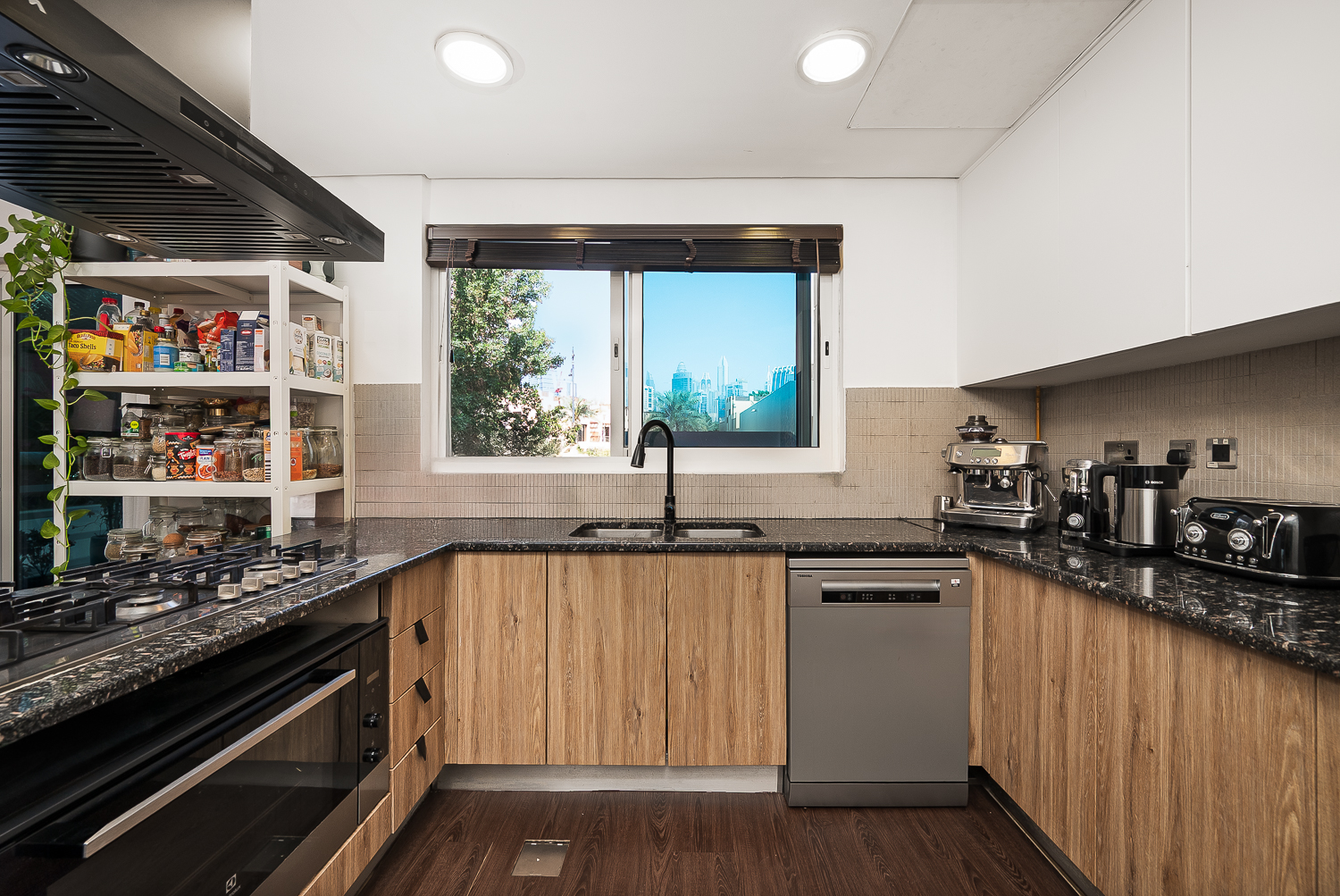 3 Bedrooms Apartment in East Cluster - D