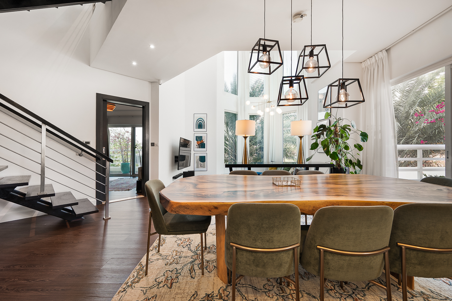 3 Bedrooms Apartment in East Cluster - D