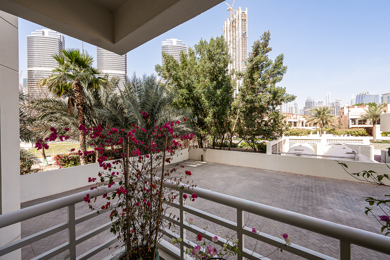 3 Bedrooms Apartment in East Cluster - D