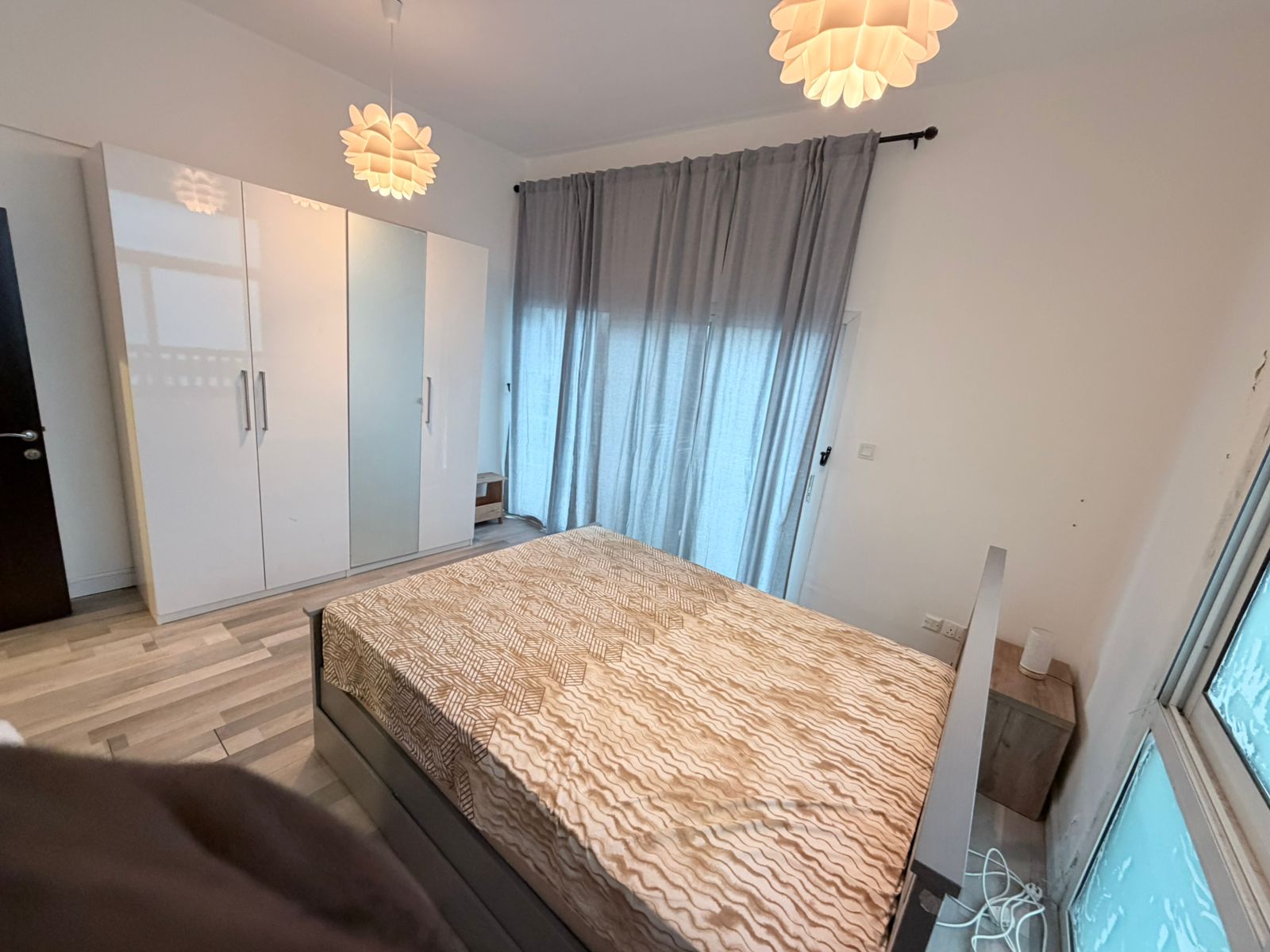 2 Bedrooms Apartment in Zenith A1 Tower