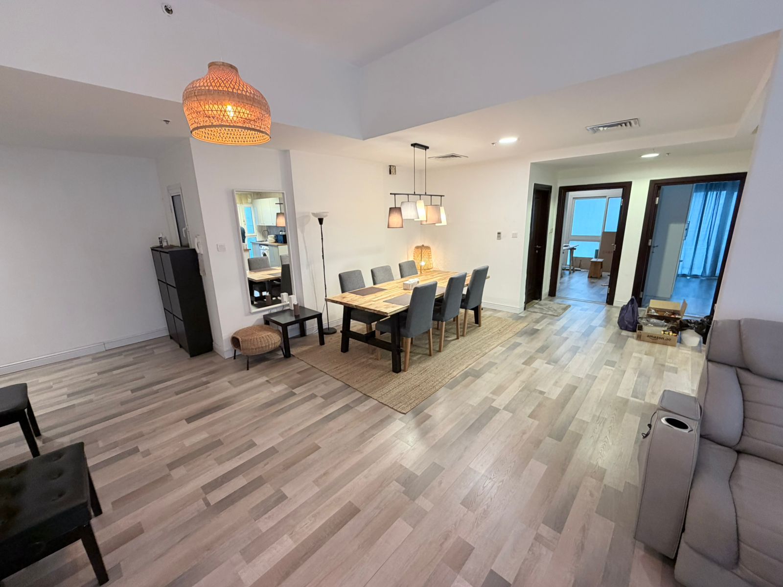 2 Bedrooms Apartment in Zenith A1 Tower