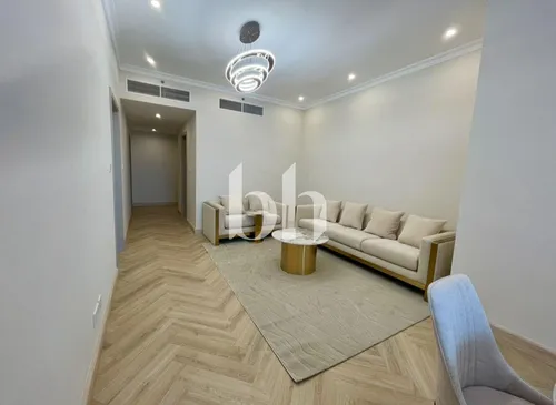 Upgraded | Furnished | Low Floor | Close to Metro