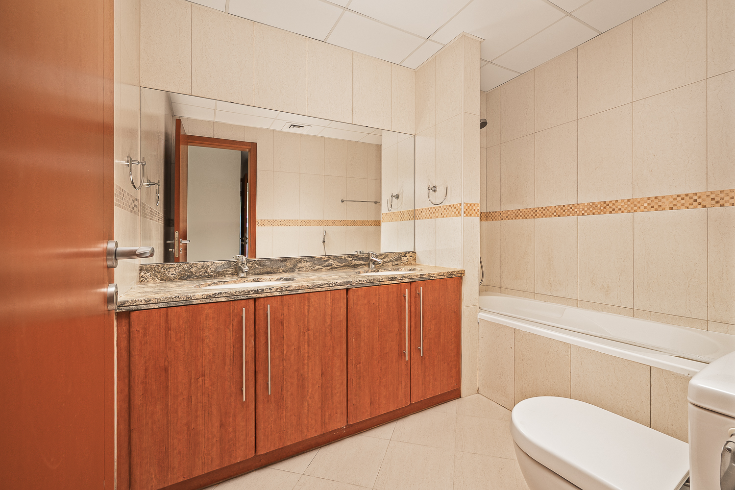 3 Bedrooms Apartment in Saba Tower 2