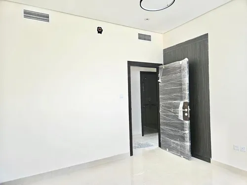 3 Bedrooms Apartment in Aladdin